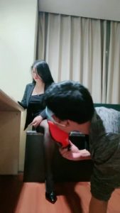 【甜心教主】绿帽下班伺候恋人-闻舔原味黑丝美足 bf27128_绳艺资源网